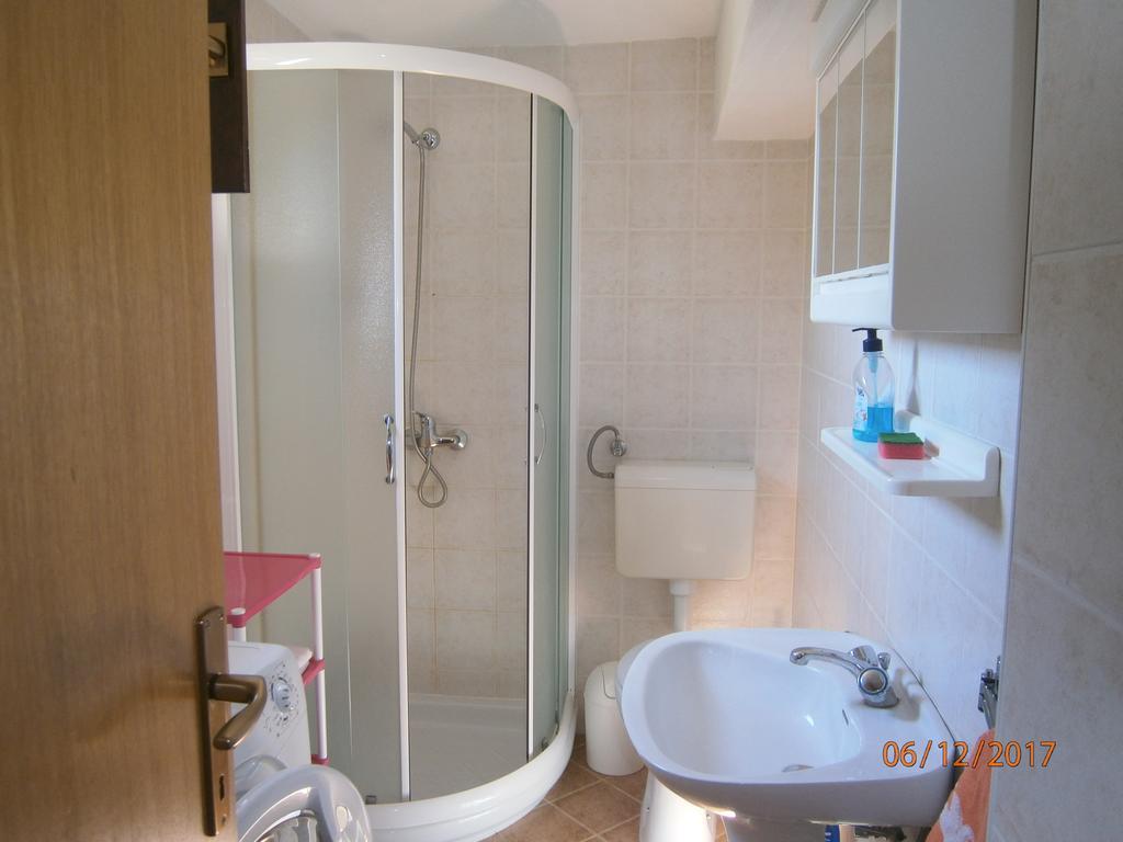 Holiday Home Loznati Црес Екстер'єр фото