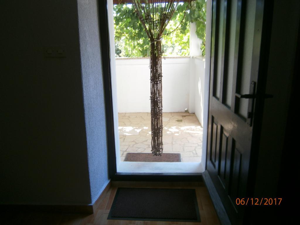 Holiday Home Loznati Црес Екстер'єр фото
